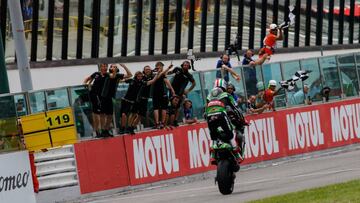 Rea celebra su victoria dominical en Misano.