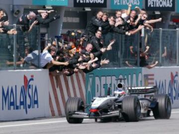 Fue en la temporada 2003 cuando el finlandés ganó su primera carrera, el Gran Premio de Malasia de 2003.
