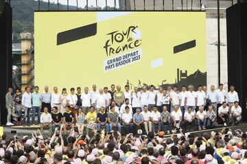 Protagonistas del ciclismo vasco a lo largo de la historia, homenajeados en Bilbao