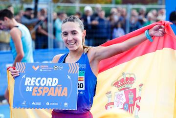 Laura Luengo super¨® la marca de Trihas Gebre (1:09:51, Olomouc 2018). La extreme?a super¨® esa marca en 10 segundos, pasando por meta en 1:09:41.