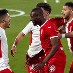 En Girona se desata la ilusión por el playoff tras un mes de Primera