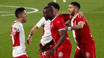 En Girona se desata la ilusión por el playoff tras un mes de Primera