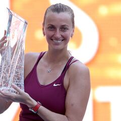 Kvitova hace mortal a Rybakina para ganar el título en Miami