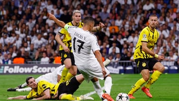 Soccer Football - Champions League - Real Madrid v Borussia Dortmund - Santiago Bernabeu, Madrid, Spain - October 22, 2024 Real Madrid's Lucas Vazquez scores their third goal REUTERS/Susana Vera