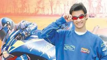 <b>ESTRELLA EN BARCELONA. </b>Pedrosa causó sensación en una presentación de la marca de gafas Arnette.