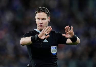 La IFAB aprueba las nuevas normas del fútbol: el VAR podrá intervenir en estos nuevos supuestos