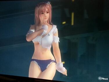 Los trajes rotos de Senran Kagura en Dead or Alive 5