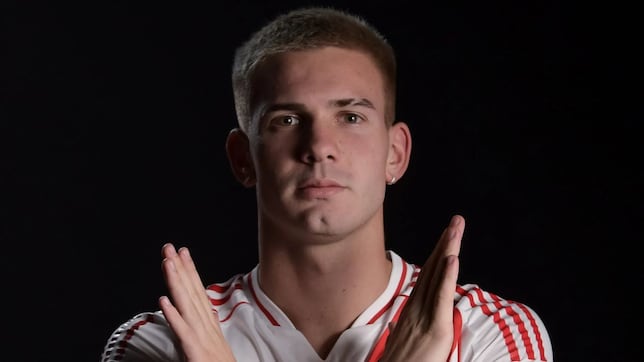 La vida personal de Mastantuono: una promesa del tenis, youtuber y amante del mate