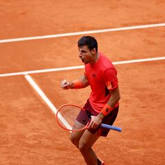 Zapata se estrena en Roma y Carballes gana en una maratón