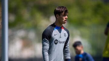 FC Barcelona llevó a algunos jóvenes dentro de los suplentes para el duelo vs Cádiz CF y el arquero estadounidense Diego Kochen estuvo en la Montjuïc.