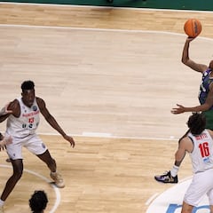 El Unicaja aniquila a la Reggiana y se acerca a la Final Four