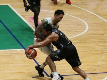 Te presentamos las mejores im&aacute;genes del Juego 1 de las Finales de LNBP 2020, entre Aguacateros y Fuerza Regia.