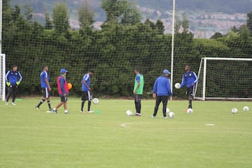 Los dirigidos por Jorge Luis Pinto se preparan para su primer partido de Liga Águila frente a Envigado. También presentaron sus cuatro nuevas caras.