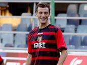 "Squillaci aún está lejos de firmar por el Arsenal"