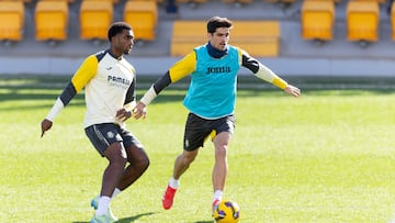 28/01/25 VILLARREAL
ENTRENAMIENTO
LOGAN COSTA GERARD MORENO