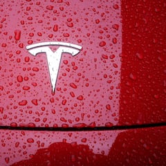 Why did Tesla recall 1.8 million vehicles? What are the affected models?