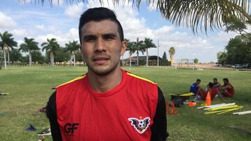 Futbolistas y clubes de la Liga MX, así como comentaristas deportivos, se unieron a la causa para apoyar a Ezequiel Orozco, quien batalla contra el cáncer.