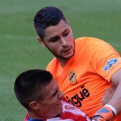 "El empate nos tiene que aupar para el siguiente partido"