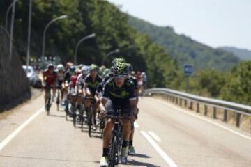 El pelotón durante la novena etapa de la Vuelta Ciclista a España.