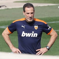 Voro: "Soy entrenador para cuatro partidos, nada más"