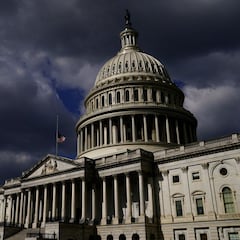 What would happen if the United States does not pay its debt? How could it affect citizens?