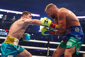 Así se vivio en fotos el combate entre Canelo Álvarez y Saunders