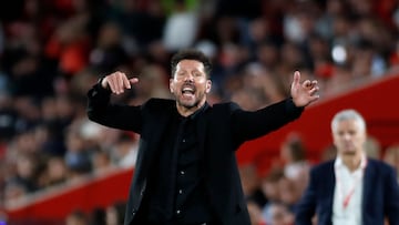 Atletico Madrid's Argentinian coach Diego Simeone reacts during the Spanish league football match between RCD Mallorca and Club Atletico de Madrid at the Mallorca Son Moix stadium in Palma de Mallorca on May 4, 2024. (Photo by JAIME REINA / AFP)