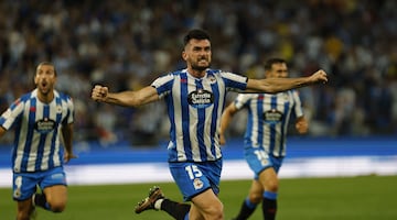 Pablo Vázquez es el único jugador del Depor que disputado todos los minutos en liga.