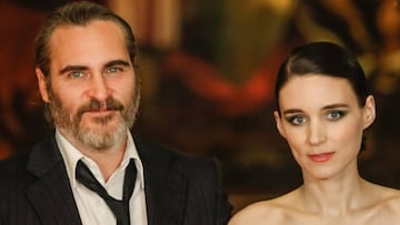 Joaquin Phoenix y Rooney Mara en la proyecci&oacute;n de &quot;Mary Magdalene&quot; en The National Gallery , Londres. Feb. 26, 2018.