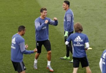 Último entrenamiento del Madrid antes de recibir al Sevilla