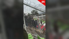 Un grupo de hinchas de Colo Colo llegó al estadio y le gritó esto al plantel: hay mucha molestia