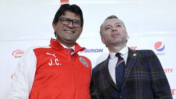 El director general de Chivas señaló que la razón por la que su equipo se revalorizó fue por la llegada del técnico paraguayo.