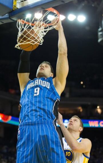 Nikola Vucevic machaca.