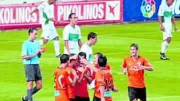 <b>PROBLEMAS EN LA RETAGUARDIA. </b>El Elche es el equipo que más goles recibe de todo el fútbol profesional, junto con el Atlético de Madrid.