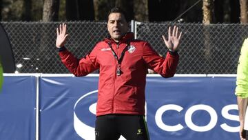 Francisco Rodr&iacute;guez, en el entrenamiento del Huesca