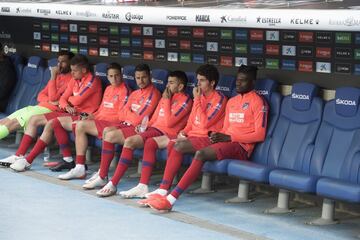 En el banquillo del Atleti empezaron: Adán, Arias, Montero, Thomas, Vitolo, Correa y Camello.