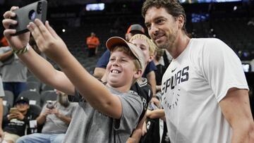 Pau Gasol, de celebración: 17 años desde su debut la NBA