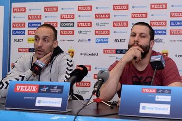 Davis le gana a Parrondo su primer choque como rivales