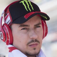 Lorenzo: decepcionado y triste en su peor momento con Ducati