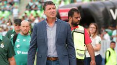 Robert Dante Siboldi previo a un partido de Tijuana