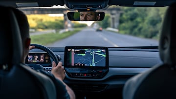 El secreto de menos de 40 euros que convierte cualquier coche en uno moderno con Apple CarPlay y Android Auto en AliExpress.