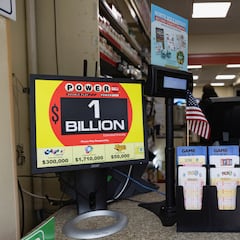 Powerball: ¿Pueden los indocumentados y turistas cobrar el premio?