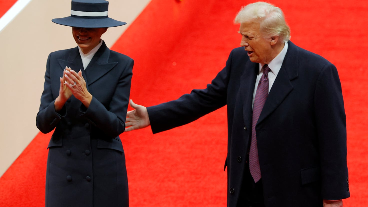 Melania Trump y su atuendo en la toma de posesión: moda con mensaje político