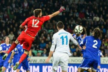 Eslovenia-San Marino. El portero Elia Benedettini.
