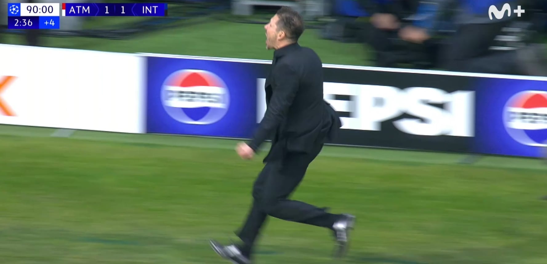 Éxtasis en el Metropolitano: el golazo sobre la bocina de Giménez para locura rojiblanca