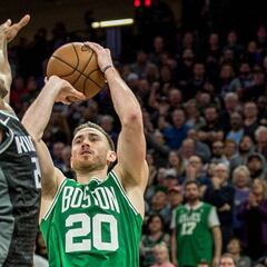 Hayward remata y dos de dos para los Celtics en California