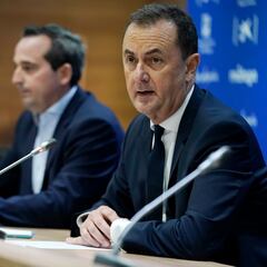 Muñoz asegura que no dimitirá y anuncia cambios profundos en el Málaga