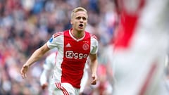 Van de Beek: Real Madrid and Juventus warned no discounts for Ajax star