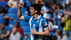 GRAF9551. BARCELONA (ESPA&Ntilde;A), 11/03/2018.-El delantero del Espanyol Gerard Moreno, festeja un gol contra la Real Sociedad, durante el partido de la jornada 28&ordf; de LaLiga de f&uacute;tbol que ambos equipos disputaron hoy en el RCD Stadium. EFE/