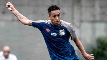 Cueva se quedar&aacute; en Pachuca